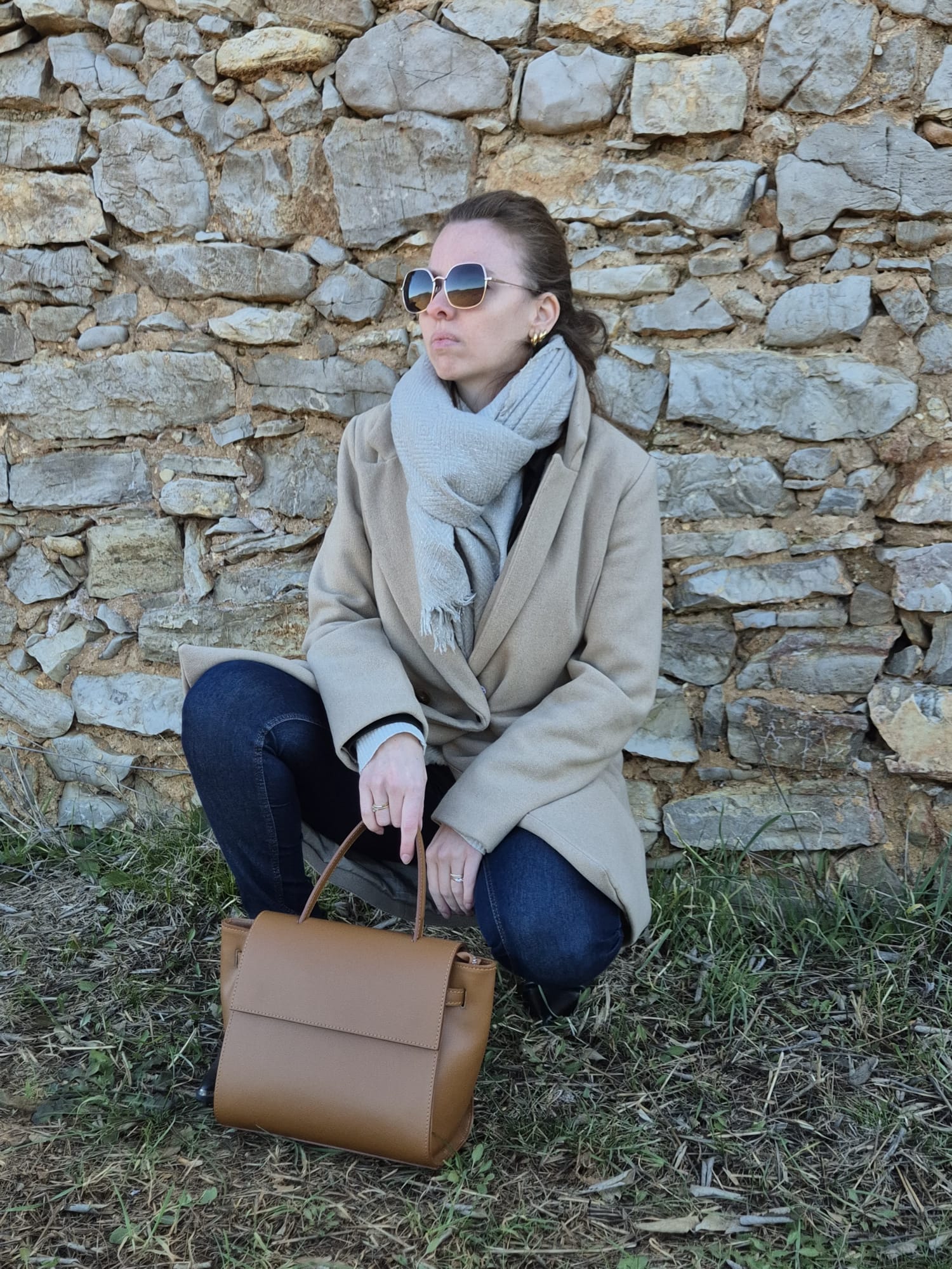 Sac Lexia cognac en cuir italien porté