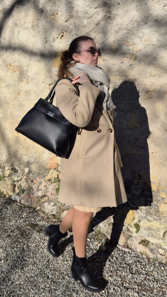 Sac Lumar noir en cuir italien porté