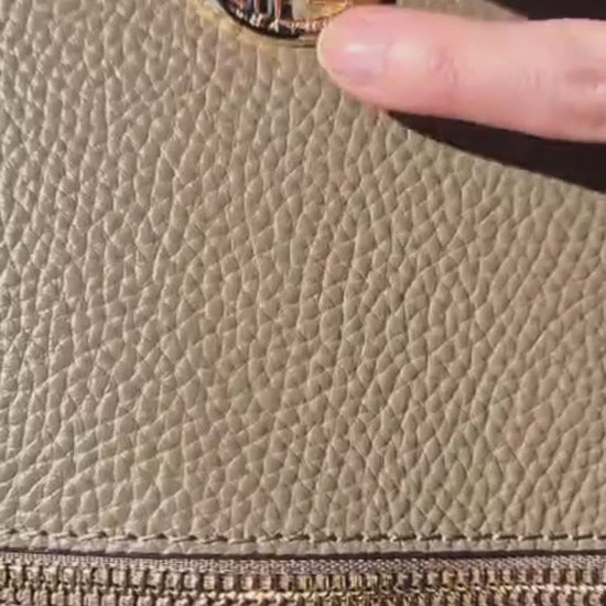 Sac à dos Prisma taupe cuir italien vidéo